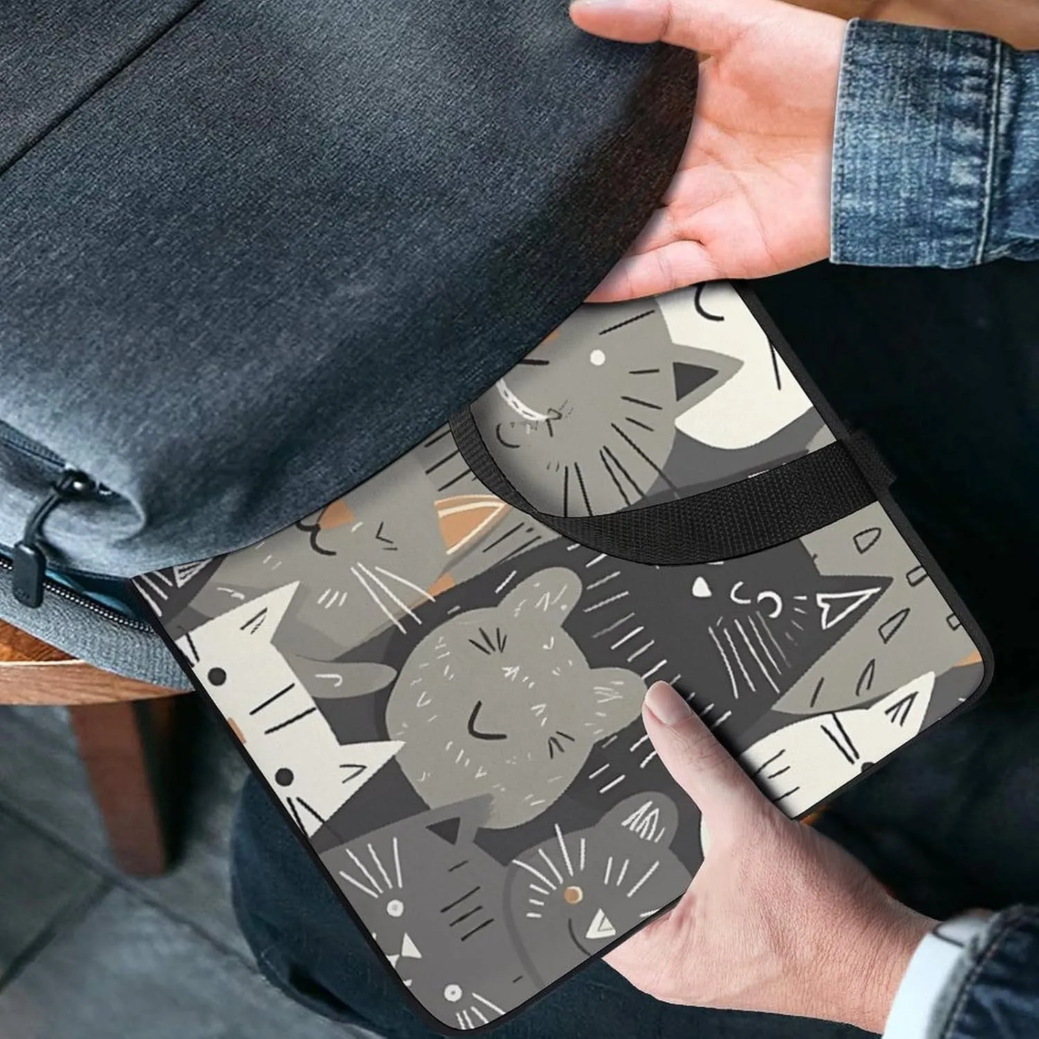 Hand Drawn Style Cat Laptop Bag Durable Laptop Sleeve Water-Resistant Notebook Bag for Computer Or Tablet