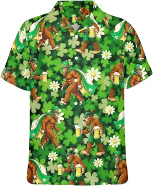 HUGLAZY Bigfoot Hawaiian Shirt for Men Bigfoot Christmas Shirts Button Down Short Sleeve Funny Party Outfit
