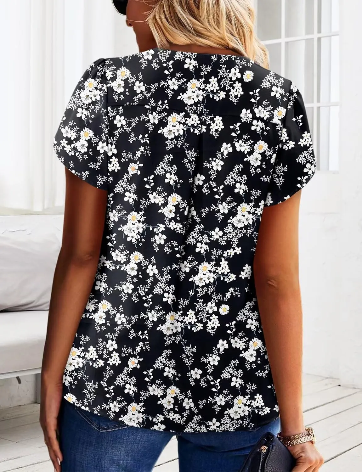Magritta Womens Tops Dressy Casual Short Sleeve Pleated Tshirt 2025 Summer Loose Fitting Blouse Fashion V Neck Business Shirt