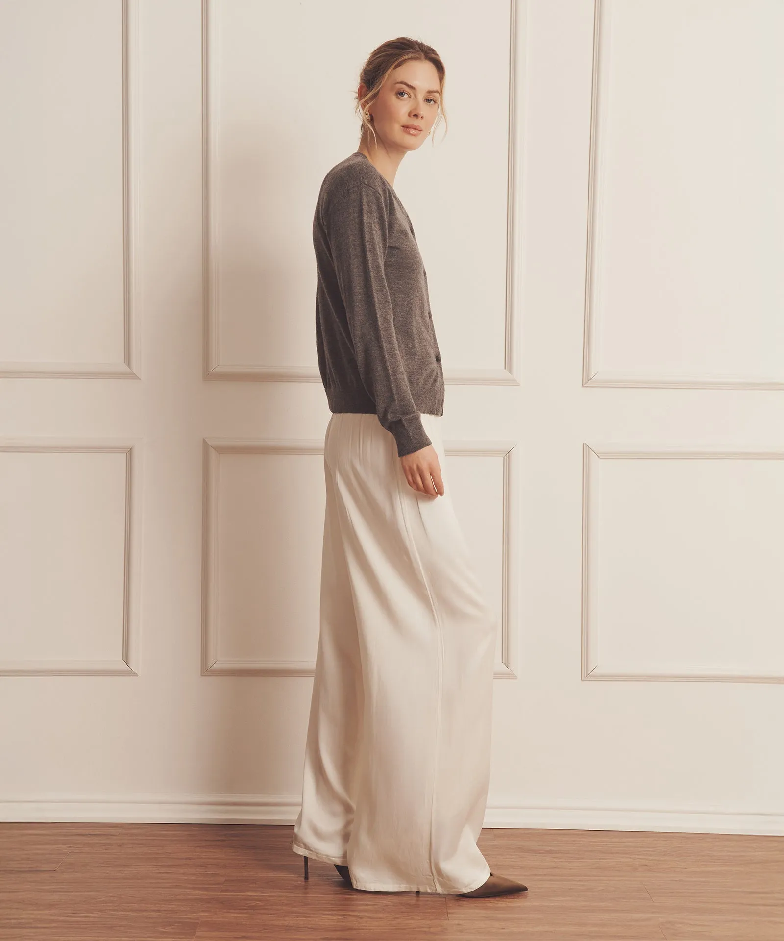 The Weightless Pant