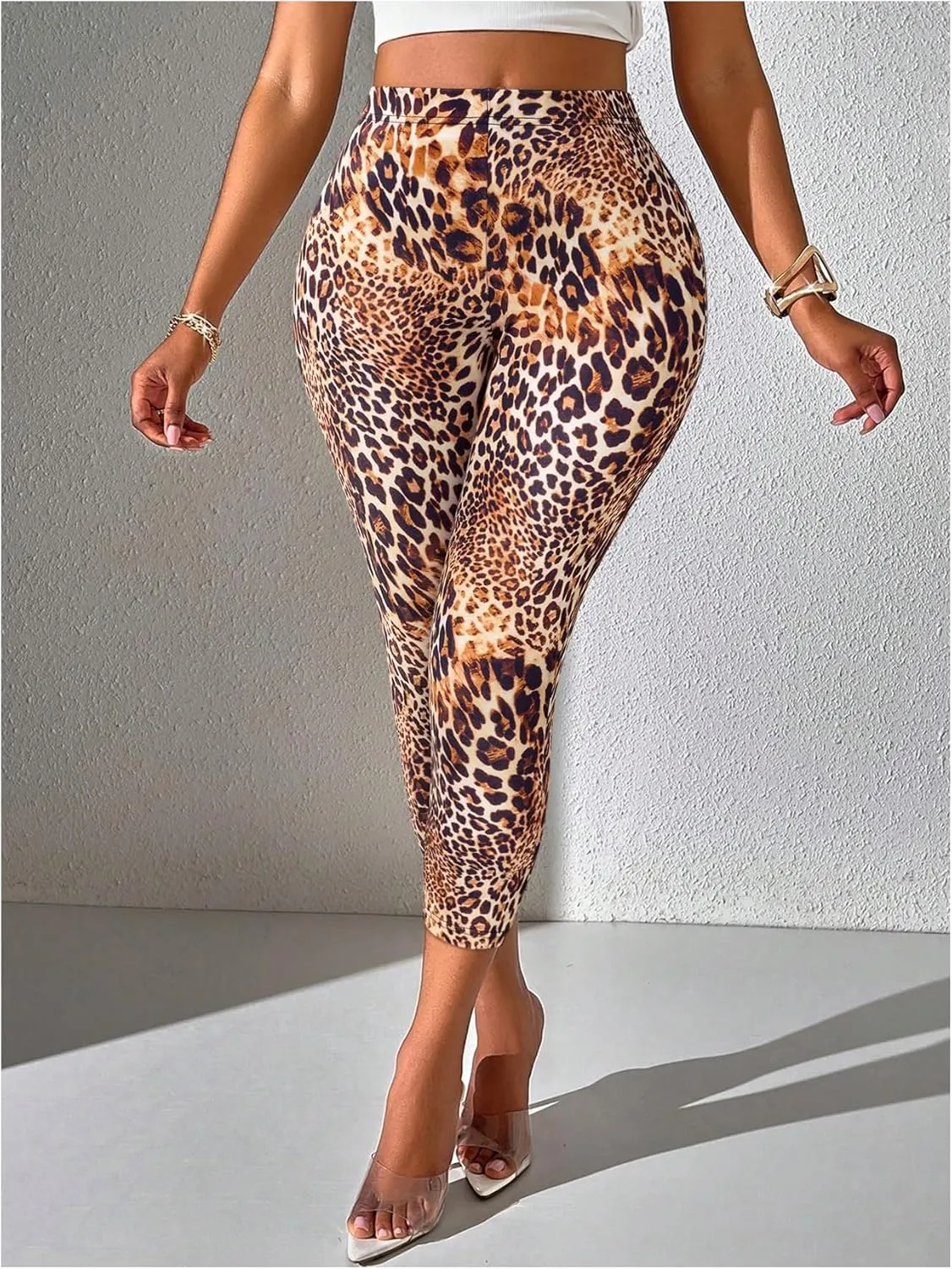 WDIRARA Women's Leopard Print High Waist Leggings Tummy Control Fitted Cropped Yoga Pants