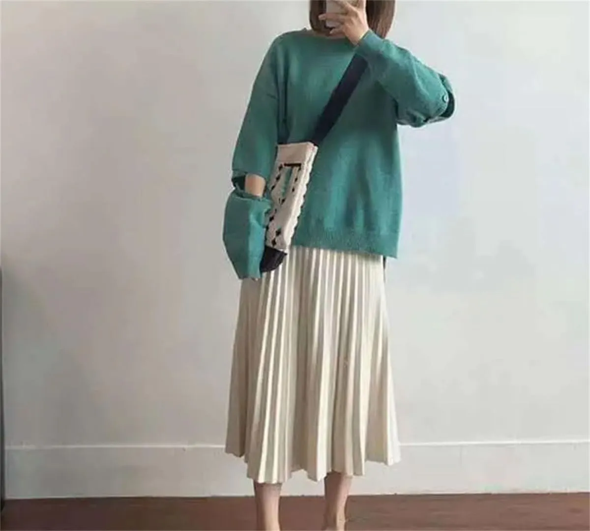Women's High Waist Empire Knitted Knee Length A-Line Skirt Solid Woolen Pleated Design with Stretch Waistband