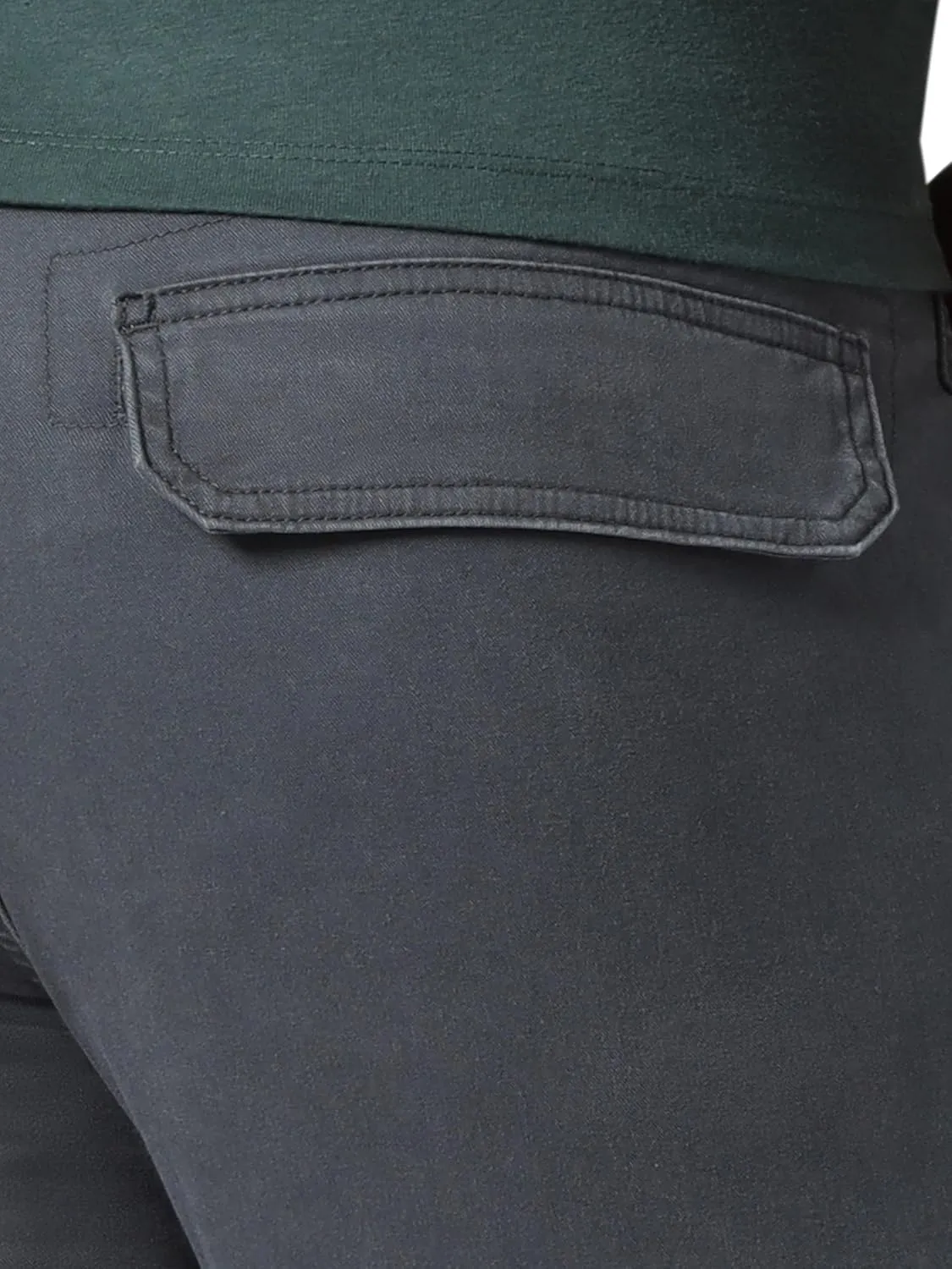 Wrangler Authentics Men's Regular Tapered Cargo Pant